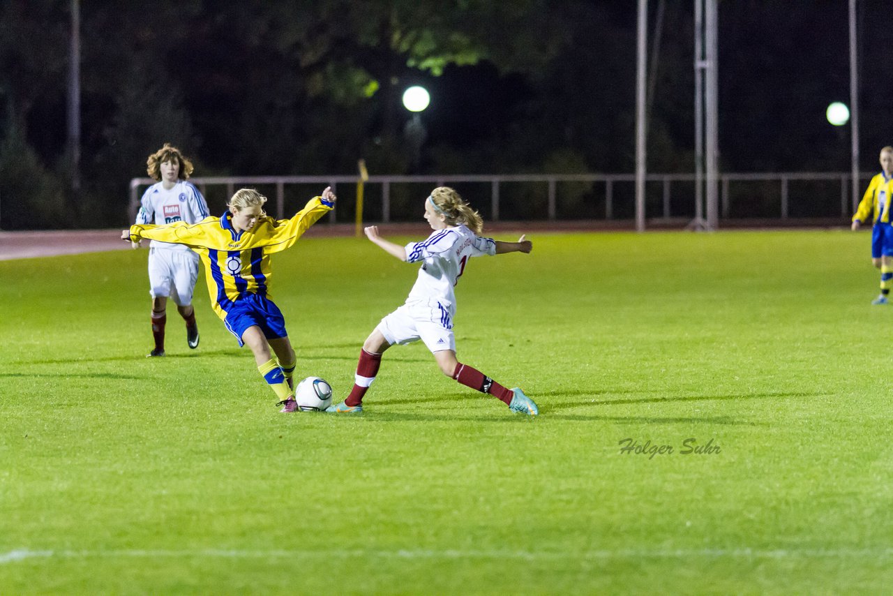 Bild 157 - B-Juniorinnen SV Henstedt-Ulzburg - Holstein Kiel : Ergebnis: 0:12